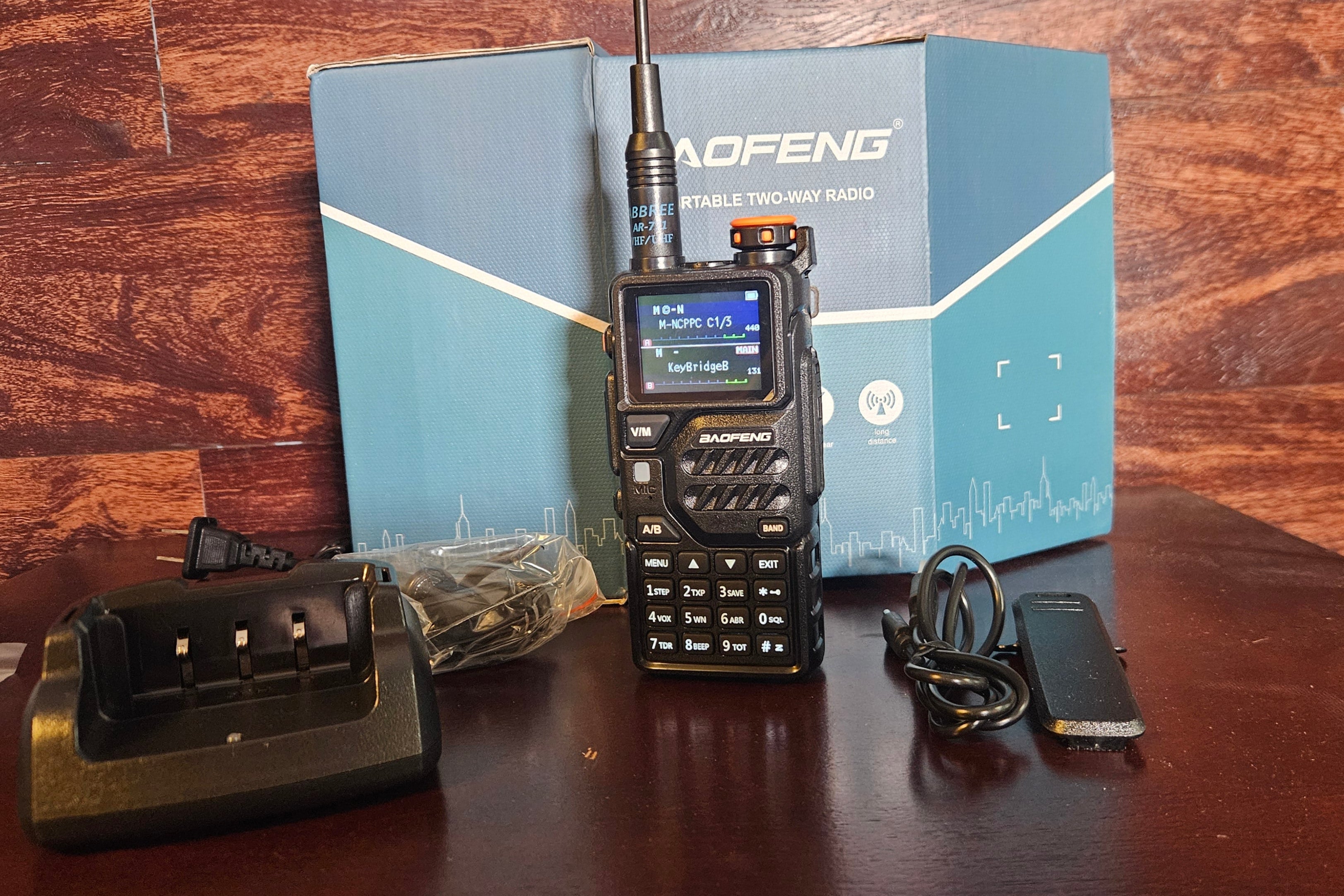 Pre-Programmed Emergency Radio, New York City (200+ Channels) Police EMS GMRS Ham
